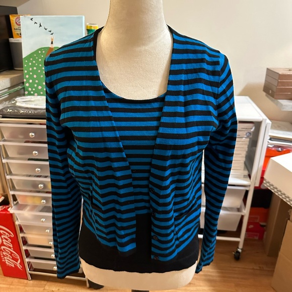 Akris Punto wool tank top cardigan set. Willing to sell together or separately - Picture 8 of 11